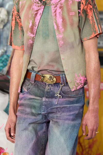 Look 137